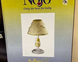		
#131	Nojo Bright blossoms Lamp w/shade w/daisies	 $25.00 			
