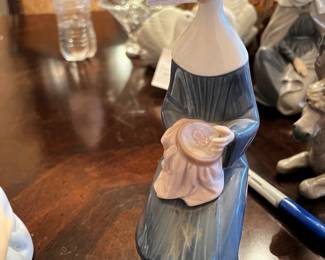 #74	Lladro #5501 "Time to Sew" Habit Nun	 $50.00 			
