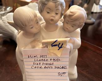 #64	MCM 1977 lladro 4542 matt finish choir boys singing `	 $35.00 			
