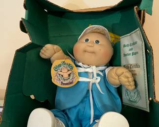 #293	 	cabbage patch Preemie without box with birth certificate 	 $20.00 			
