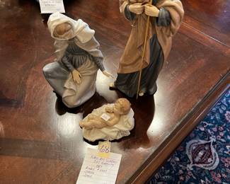 			
#69	Nao by Lladro 3 pc Nativity Set Mary #0307 Joseph Jesus	 $140.00 			
