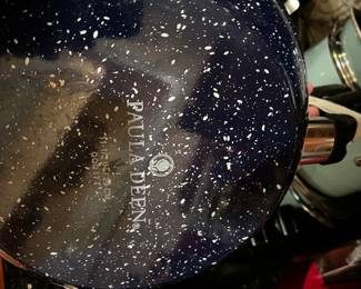 #94	Paula Dean 3 piece pans	 $30.00 			
