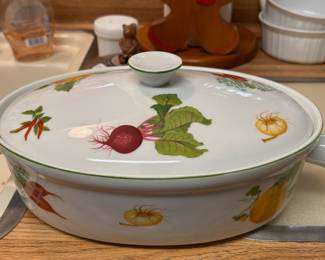 oval covered casserole dish