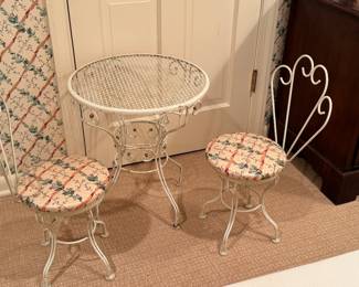 Child’s custom upholstered iron mesh patio table and chairs