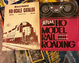 HO SCALE books