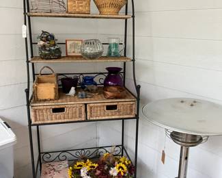 Wicker/Metal plant shelf