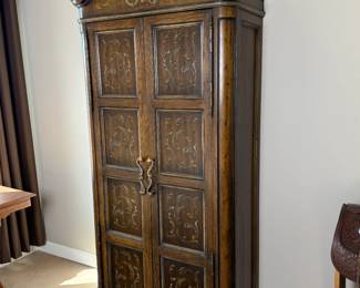 Henredon Grand Tour Italianate Tuscan Wardrobe Cabinet Chest of Drawers