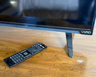 Vizio 48" LED Smart TV E48-C2