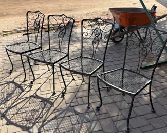4pc Vintage Wrought Iron Patio Chairs