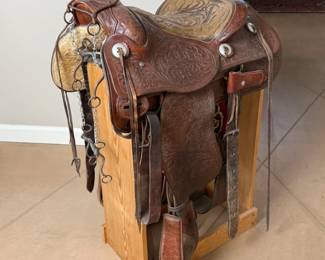 1952 Roy D Barnes Western Saddle R.M.Q.H.A. Custom Tooled