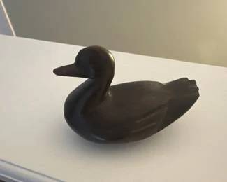 Duck wood carved