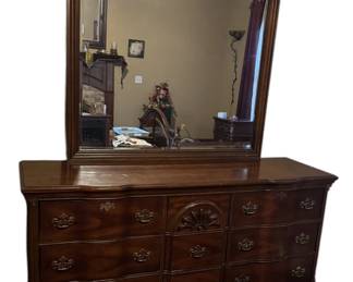Vintage Bassett 9 Drawer Dresser with Mirror