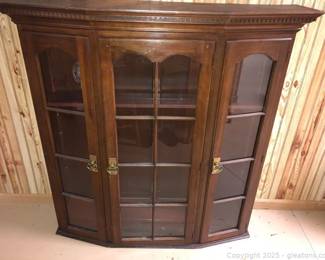 Vintage 3 Shelf Display Cabinet