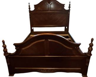 Solid Wood Poster Bed