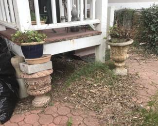 Flower pots