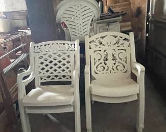 Plastic Yard Chairs 