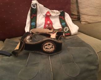 Leiderhausen outfit with carved stag horn 