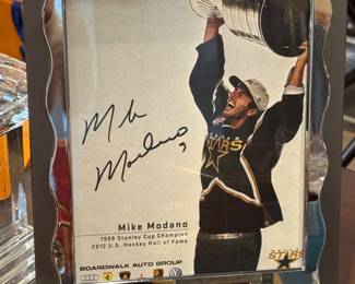 Mike Modano Autograph