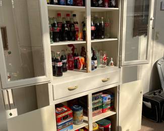 nice cabinet, more coke