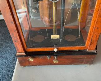 Antique  Christian Becker Inc, Chainomatic Balance/Scale. Mahogany Glass Case. Drawer