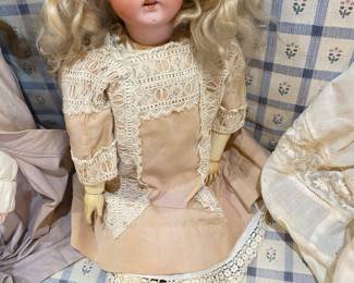 Antique G& S ( Gans & Seyfarth) Germany, 23".