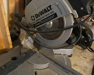 De Walt Miter Saw