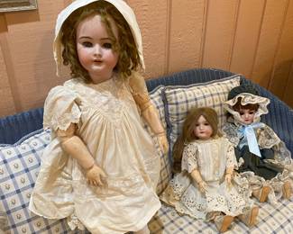  Antique Composition Jointed Body,36" Tall. Simon Halbig, Henrich Handwere Open Mouth, teeth, Sleepy Eyes, Original Mohair Wig, Germany