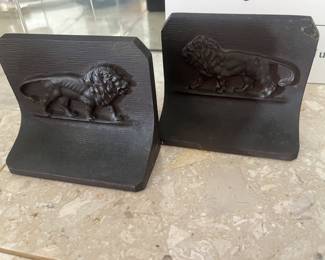 B&H lion book ends