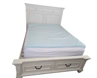 Queen size solid wood bed frame
