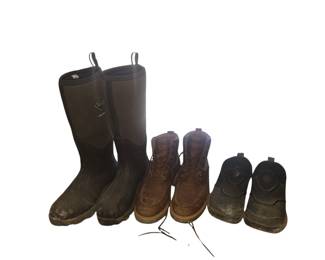 Sz 9 boots and Muck boots