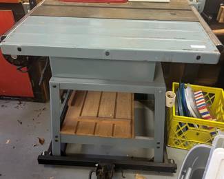 Delta 10" contractors saw