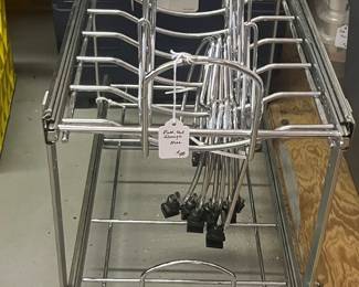 Pullout storage unit