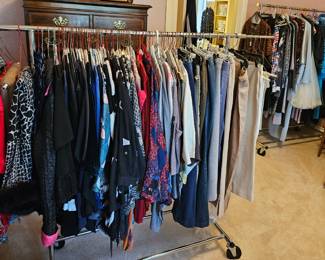 Lady's clothes