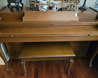Howard Piano and bench