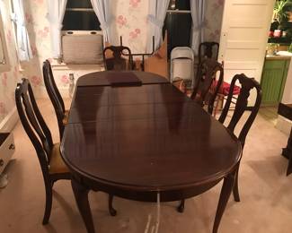 Dining Room Table -108" with 3 leafs