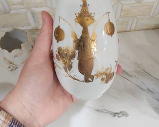 ANTIQUE GOLD 