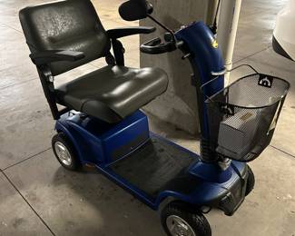 Golden Companion II - Model GC440
350 load capacity with Charging Battery
