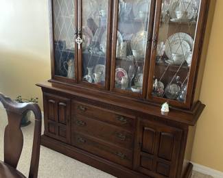 Ethan Allen China Hutch