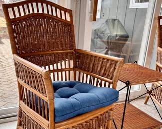 1 of 4 Matching wicker patio chairs - the other 2 chairs have red & white seat cushions