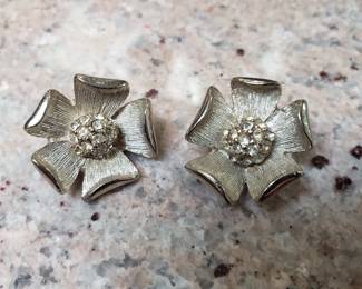 Vintage Magnolia Clip Earrings