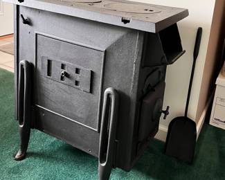 Cast iron stove