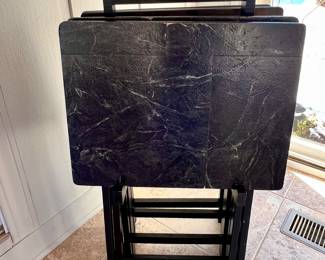 TV trays 