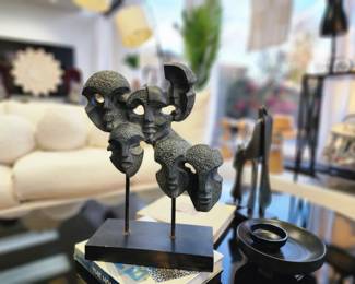 Multi-face sculpture 