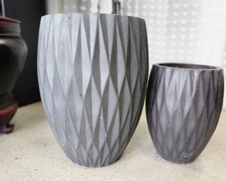 Heavy concrete planters