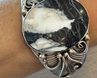 D - $200 - Sterling & Marble Cuff bracelet 51.15 grms 2.50"
