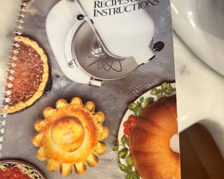 #74 - $80 - Kitchen aid K5SS/KSM5 Mixer