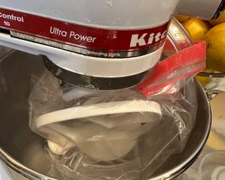 #74 - $80 - Kitchen aid K5SS/KSM5 Mixer