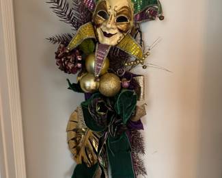 #35B	$78Mardi Gras Celebration Wreath
		40x16
