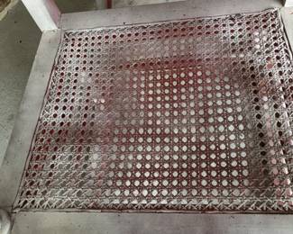 #53 $100	White Rocker. 23wx19dx44h