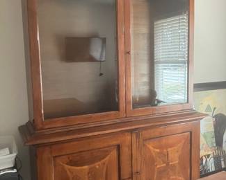 #31 $2,200 Marchetti - Italy - Bookcase/hutch	
2 piece hutch solid wood w/2 glass doors 68wx21dx72h	
